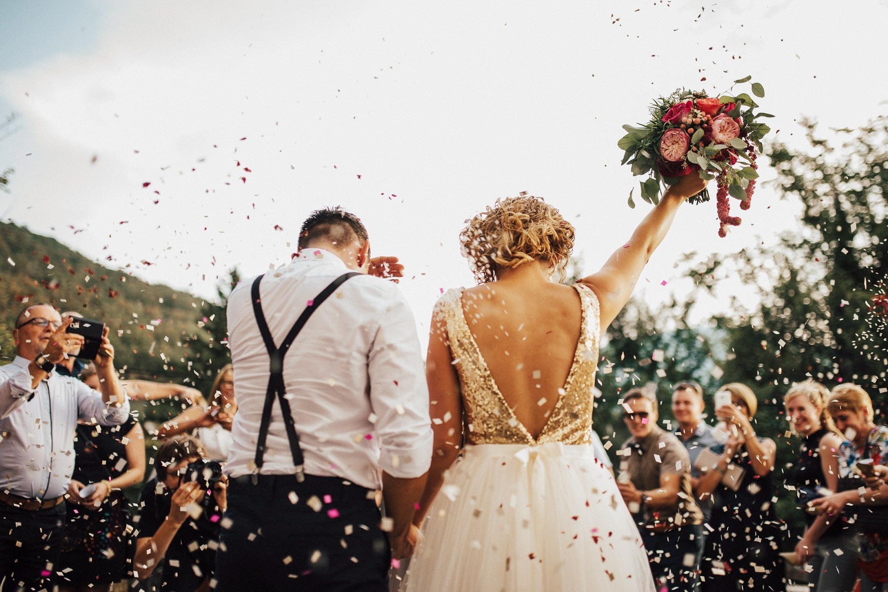 Amazing Canadian wedding traditions you need to know